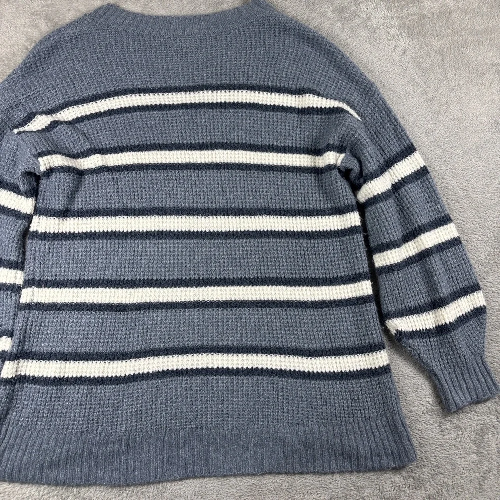 American Eagle V-Neck Sweater Striped Oversized‎ Soft Sweater Size Small